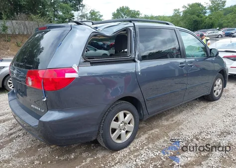 2010 Toyota Sienna Le from USA, damaged, VIN 5TDKK4CC9AS320898